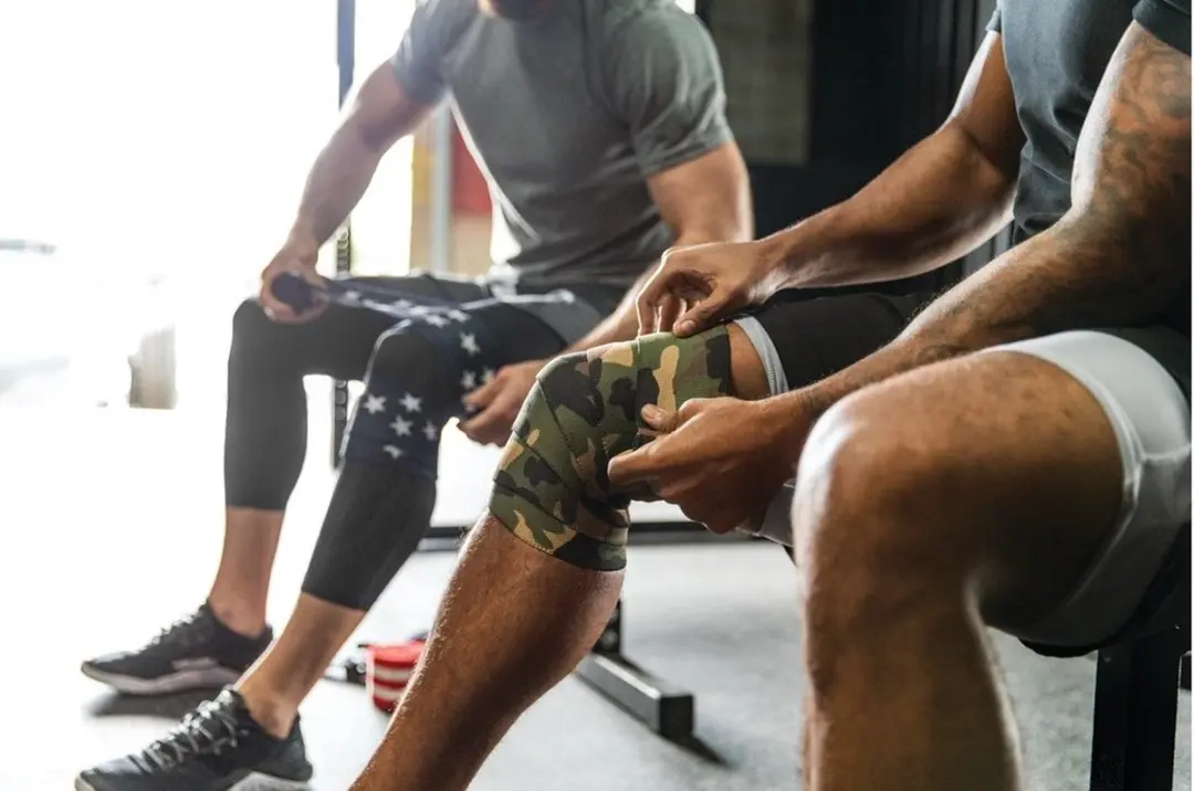 Harbinger Red Line Knee Wraps - Camouflage