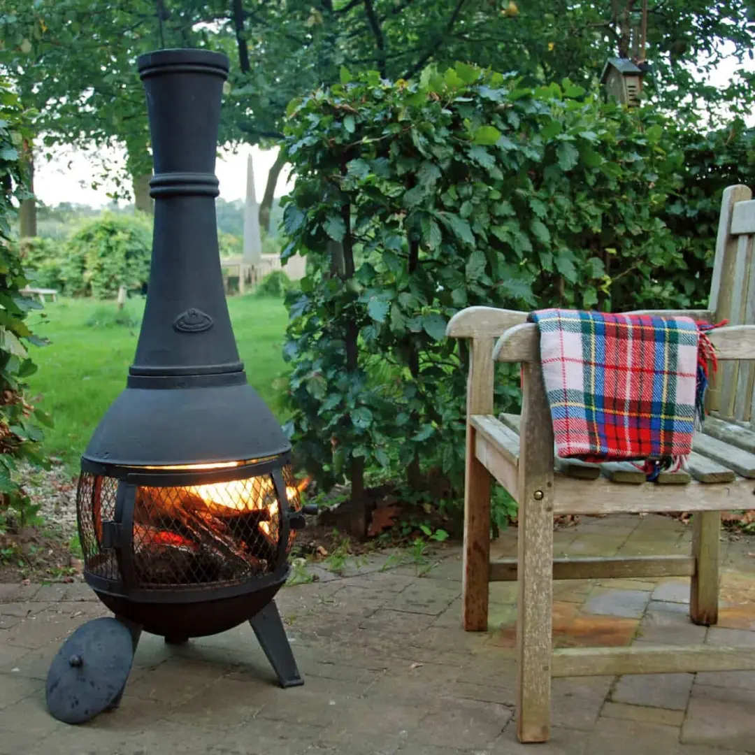 Esschert Design Terraskachel Vonkenscherm - Zwart