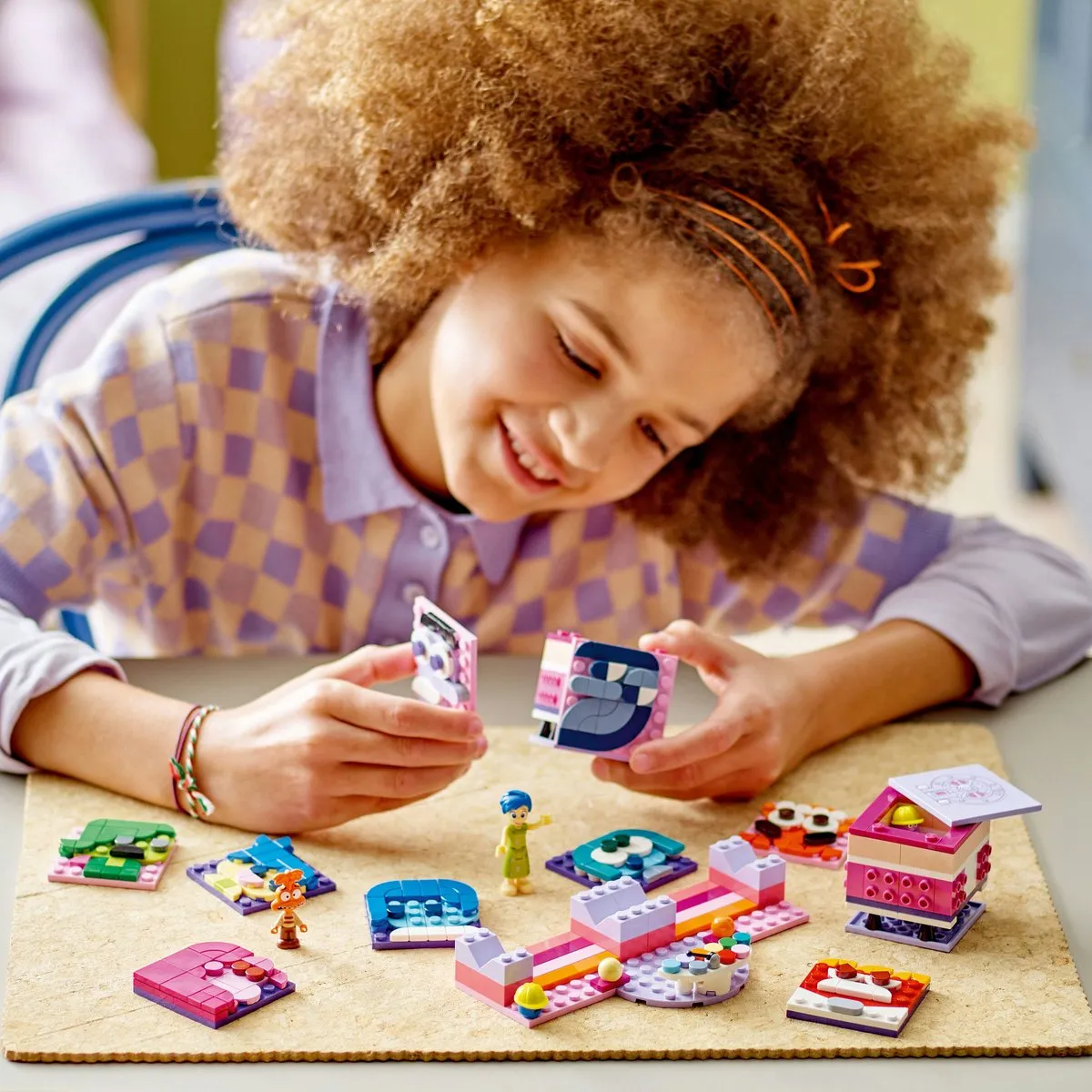LEGO Disney Inside Out 2 Humeurkubussen 43248 - 394 Stuk
