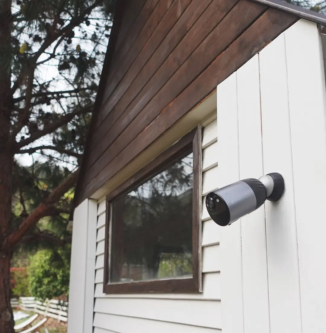EZVIZ BC1c Pro 4K Beveiligingscamera - Zwart + Zonnepaneel