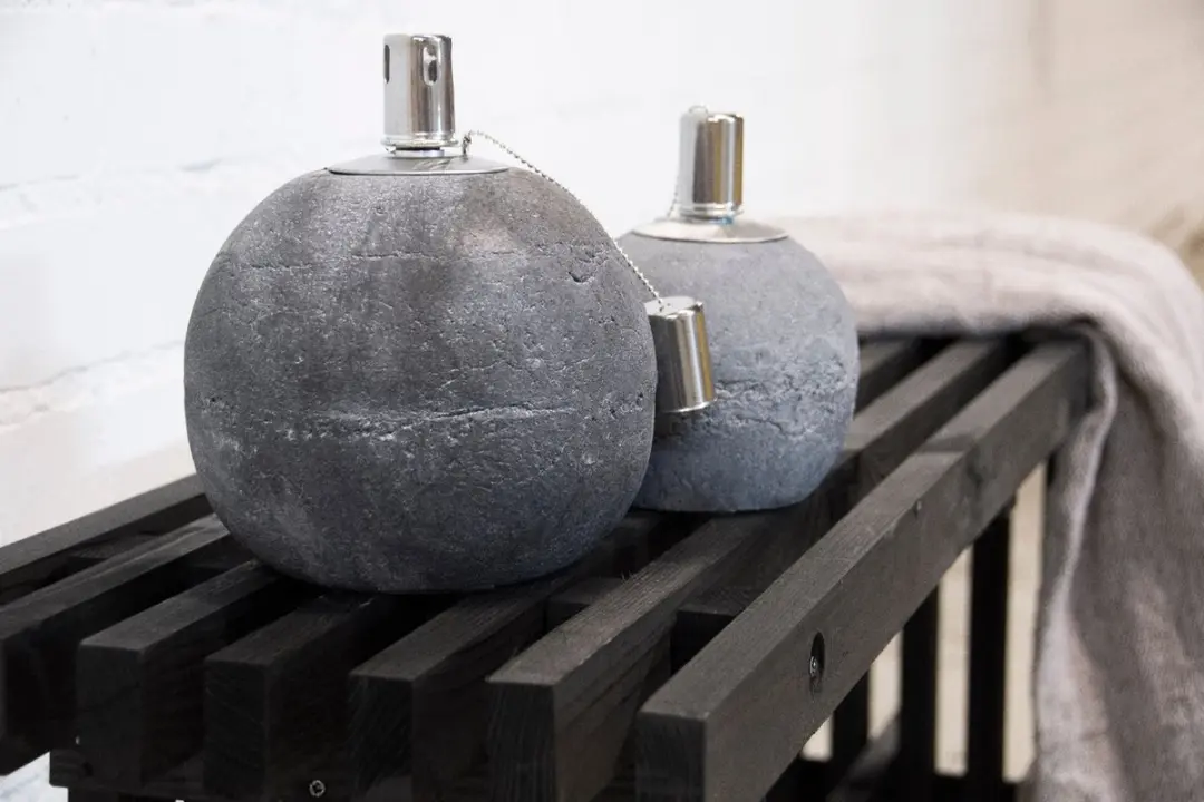 Esschert Design Bolvormige Olielamp Beton Grijs