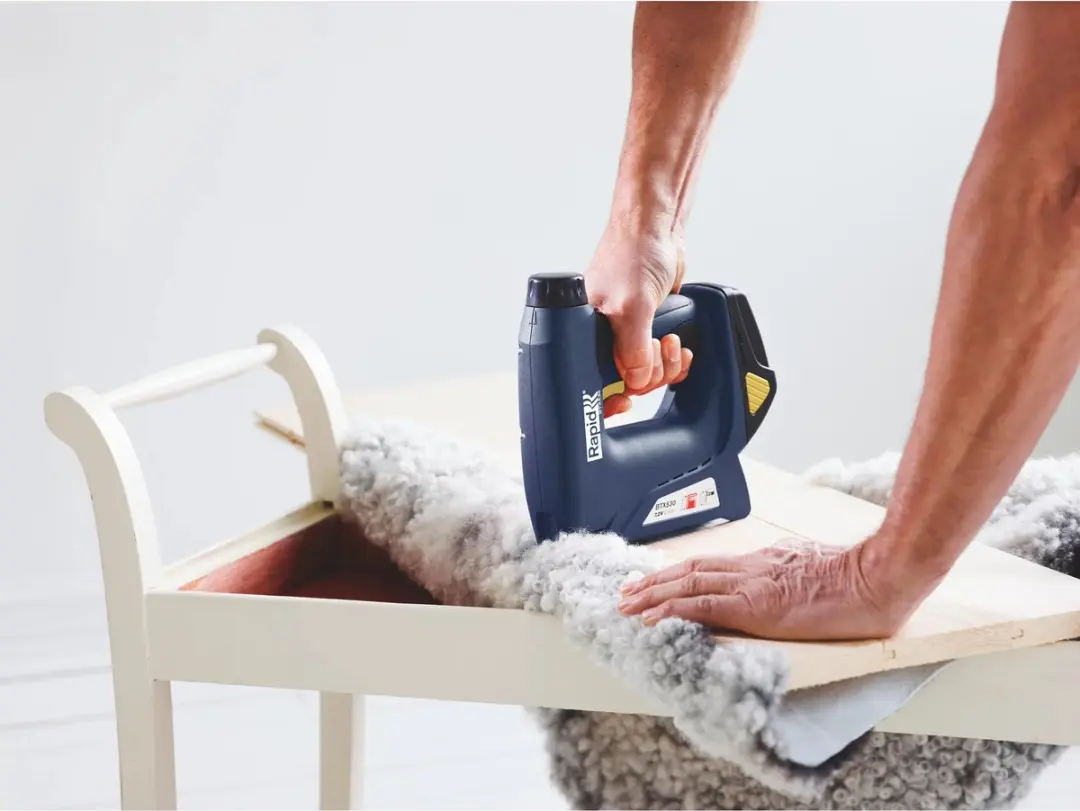 Rapid BTX530 Elektrische Tacker - Blauw/Geel