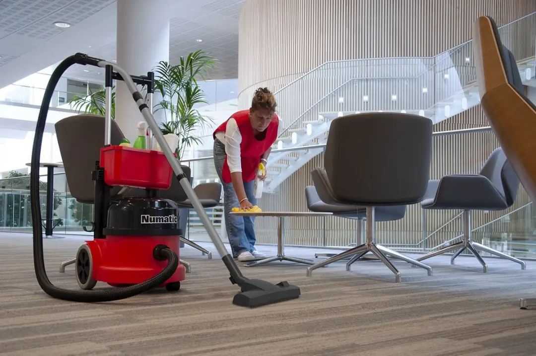 Numatic PBT230-NX Batterij Trolleystofzuiger - Rood - afbeelding 6 van 6