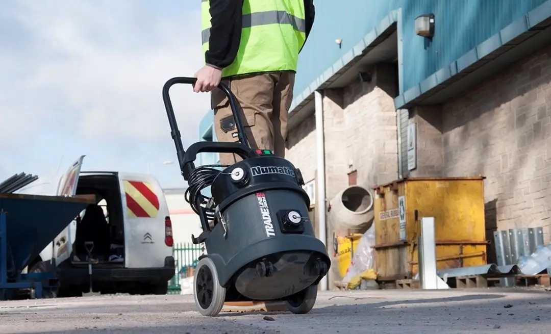 Numatic TradeLine TEM390A-11 Bouwstofzuiger - 620W - 15L - Graphite