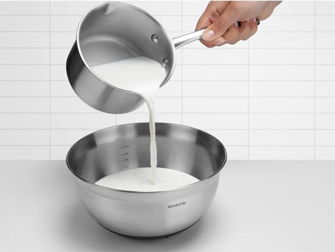 Brabantia Profile Beslagkom 1,6L - Matt Steel/Zwart