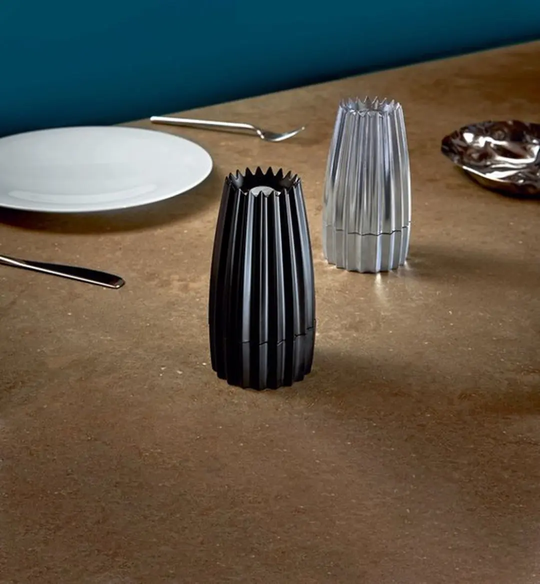 Alessi William Alsop & Federico Grazzini Grind Zout/Pepermolen - Aluminium Zwart - afbeelding 4 van 6
