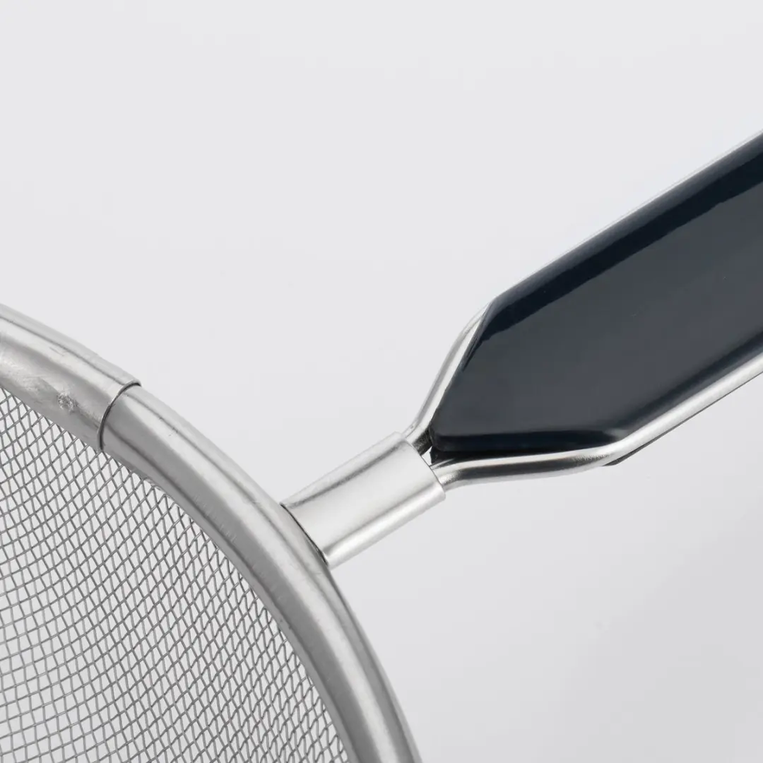 Westmark Huishoudzeef Traditionell 20cm - Roestvrij staal/zwart
