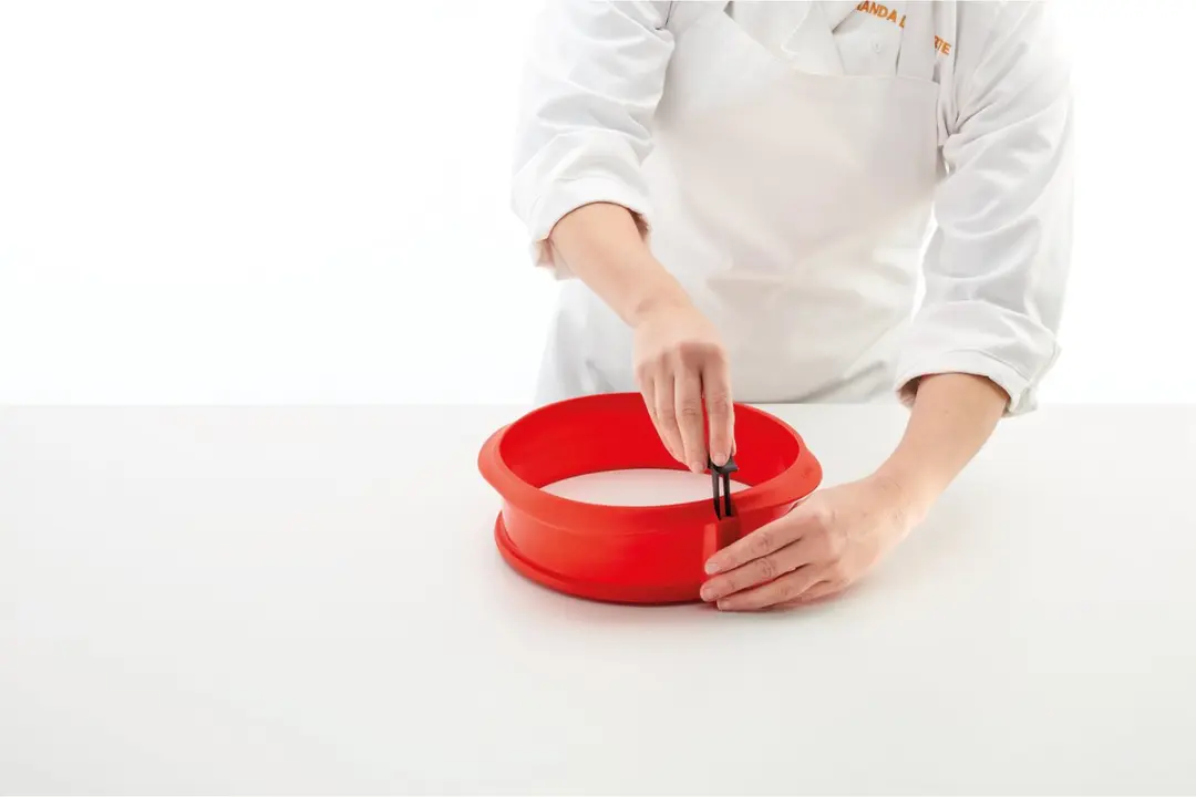 Lékué Springvorm Rond Keramisch Bord 23cm - Rood