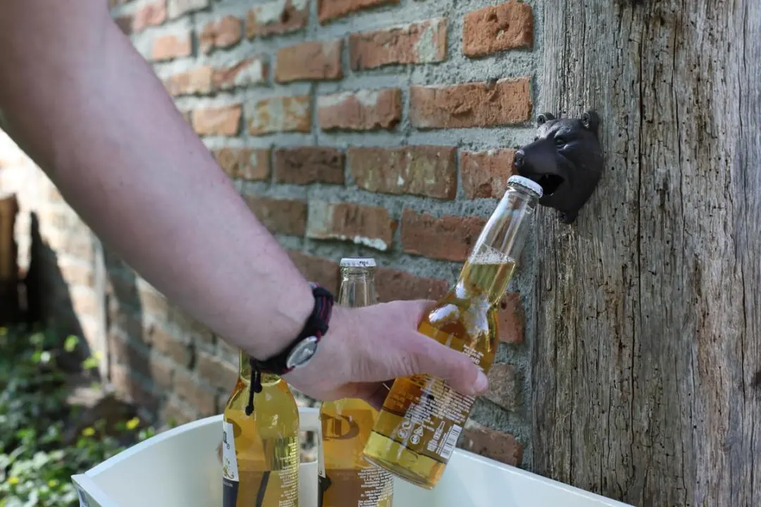 Esschert Design Bierflesopener - 4 Stuks - Donkerbruin - afbeelding 2 van 3