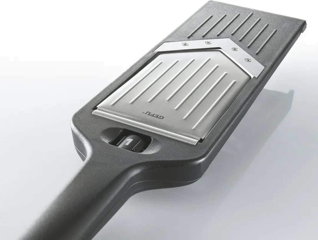 GEFU Violi V-Mandoline 32,3cm - Instelbaar 1-5mm - Zwart - afbeelding 6 van 6