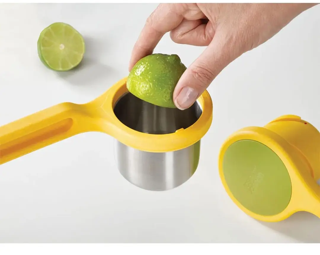 Joseph Joseph Helix Citruspers JJ 201017 - Geel