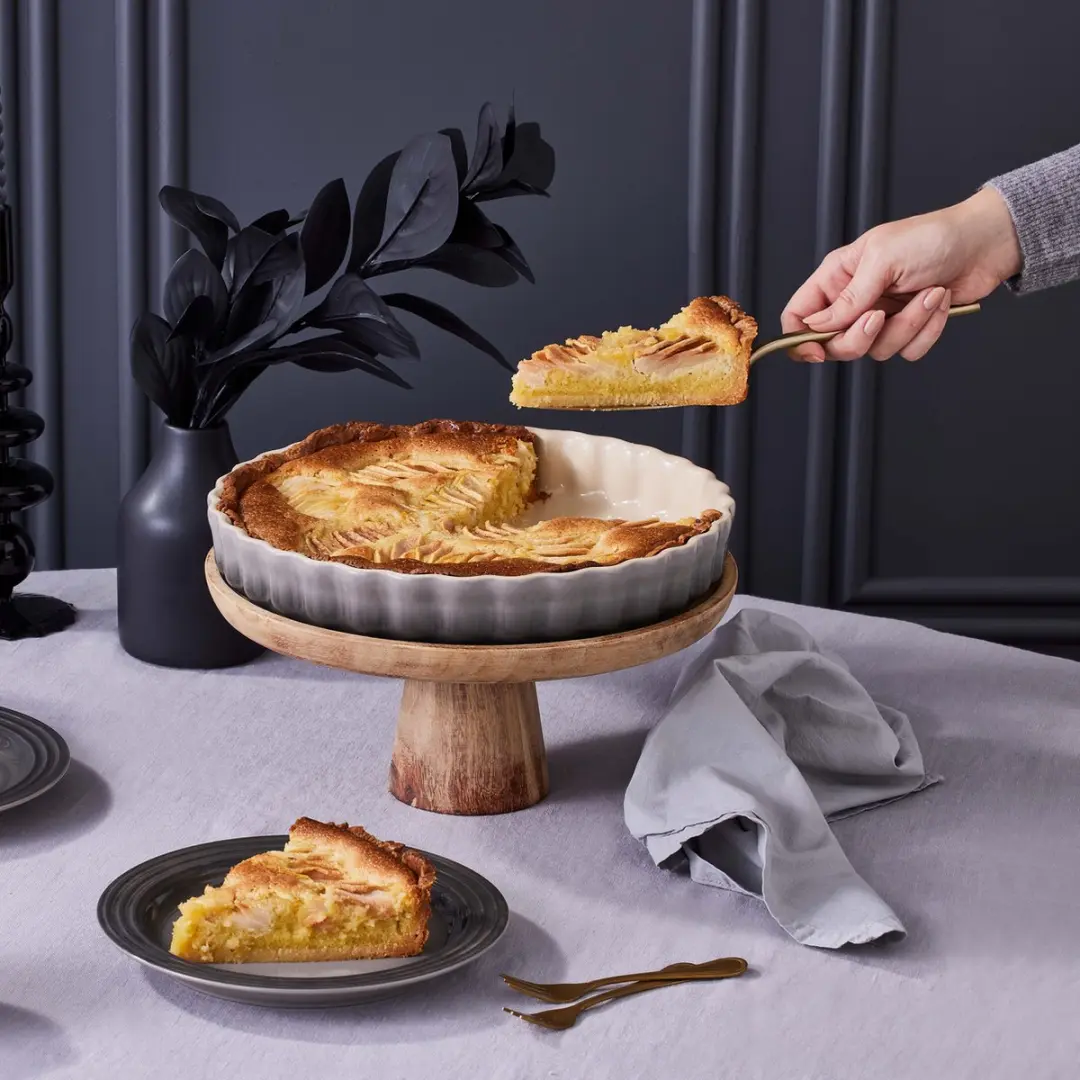 Le Creuset Heritage Taartvorm Ø28cm - Grijs - afbeelding 4 van 5