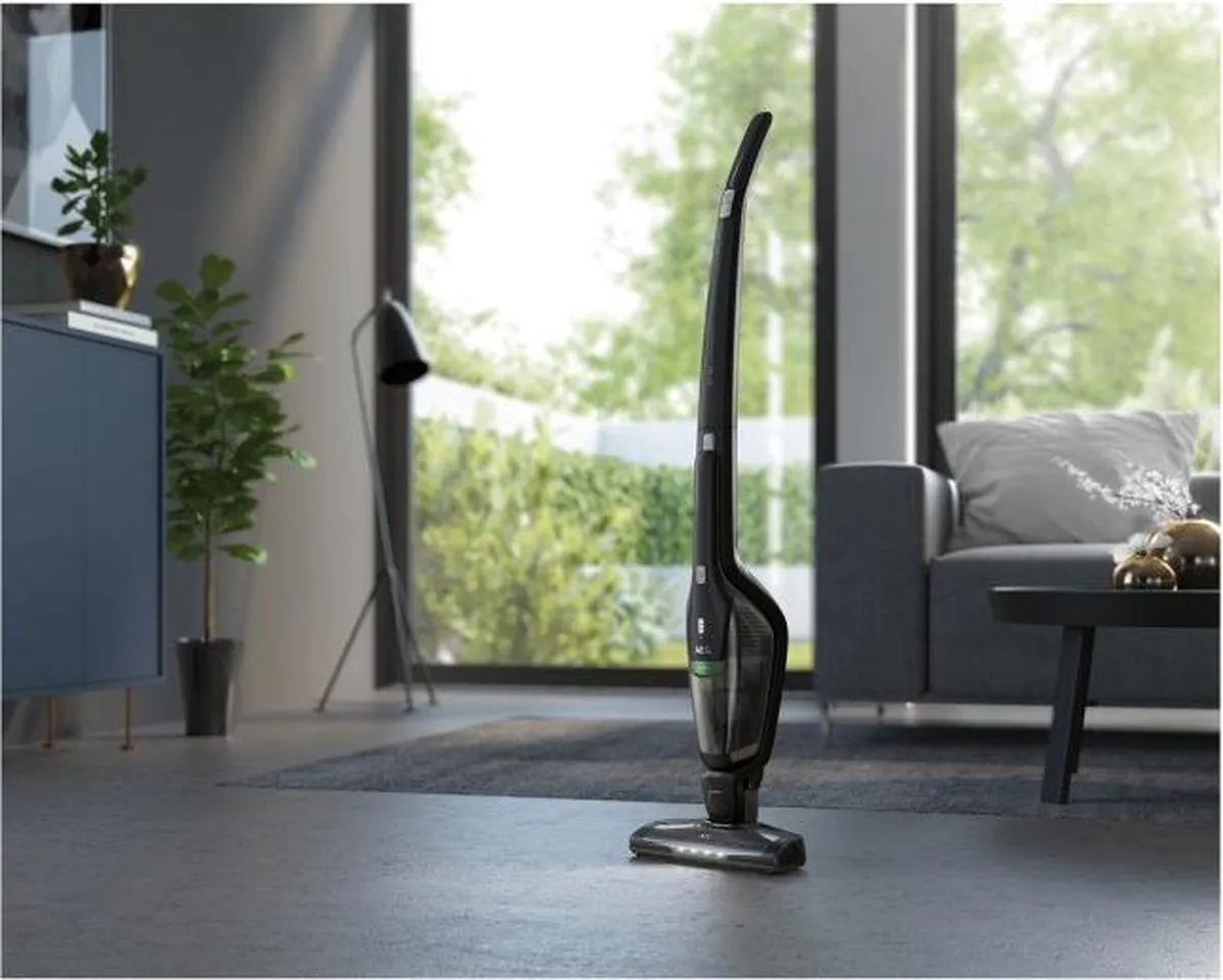 AEG CX7-2-45MÖ Steelstofzuiger 2-in-1 - 18W - 0,5L - Zwart/Groen