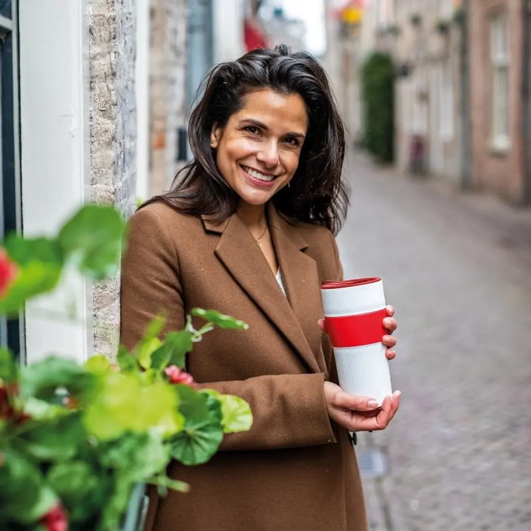 Koziol Aroma To Go XL Herbruikbare Koffiebeker 0.7L - Organic Rood