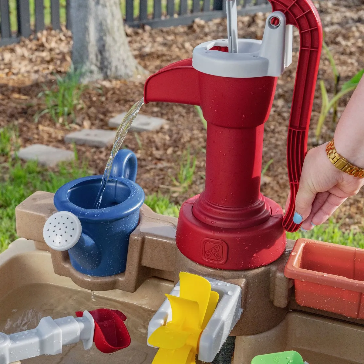 Step2 Pump & Splash Discovery Watertafel - 30L - Bruin