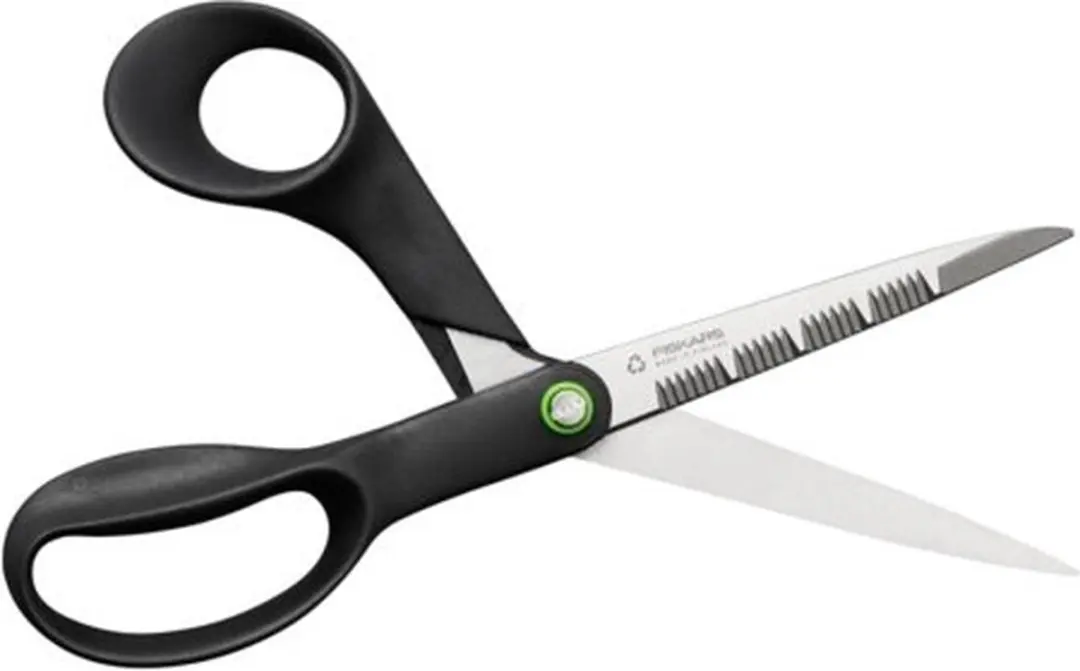 Fiskars Functional Form ReNew Keukenschaar 21cm - Zwart