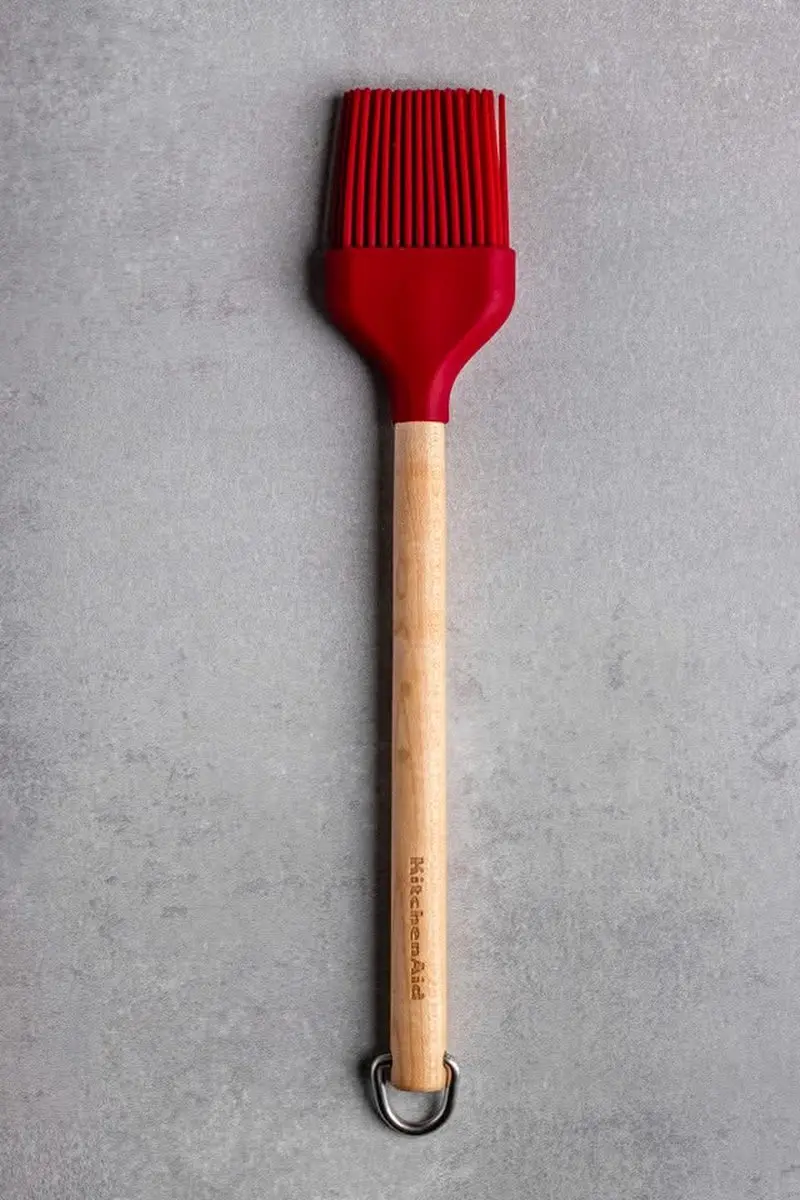 KitchenAid Bakkwast Siliconen 29cm - Rood - afbeelding 4 van 6