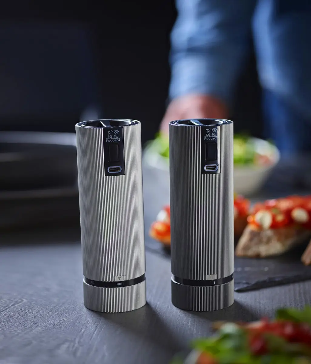 Peugeot Line Peper- en Zoutmolen 15cm - Aluminium - Zirlion maalwerk - 2 Stuks - afbeelding 6 van 6
