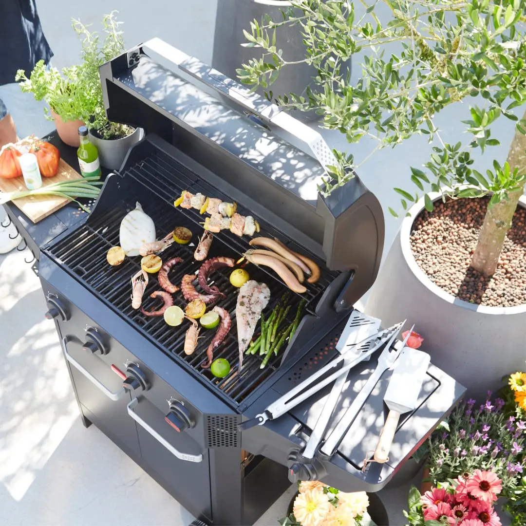 Barbecook Luca 412 Gasbarbecue 3 Branders - 145x60cm - Zwart