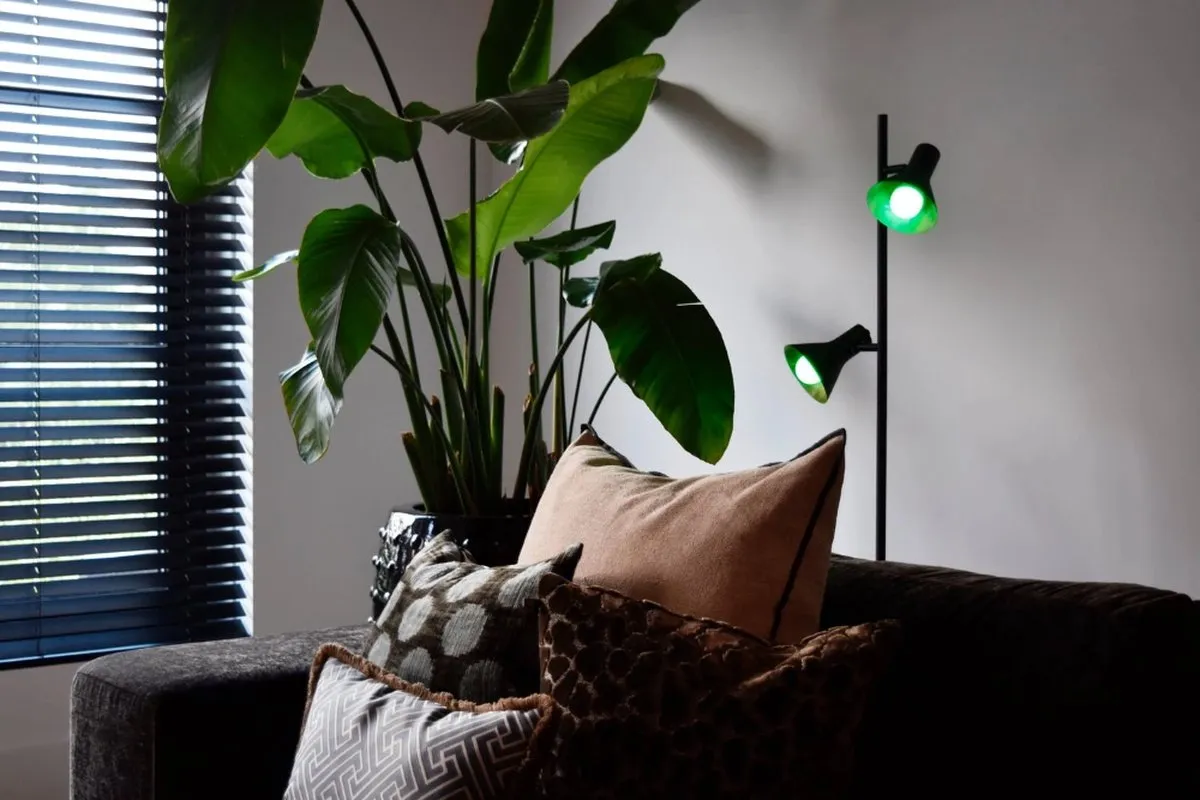 Calex Slimme LED Lamp E14 RGBW 4.9W - Mat - Dimbaar