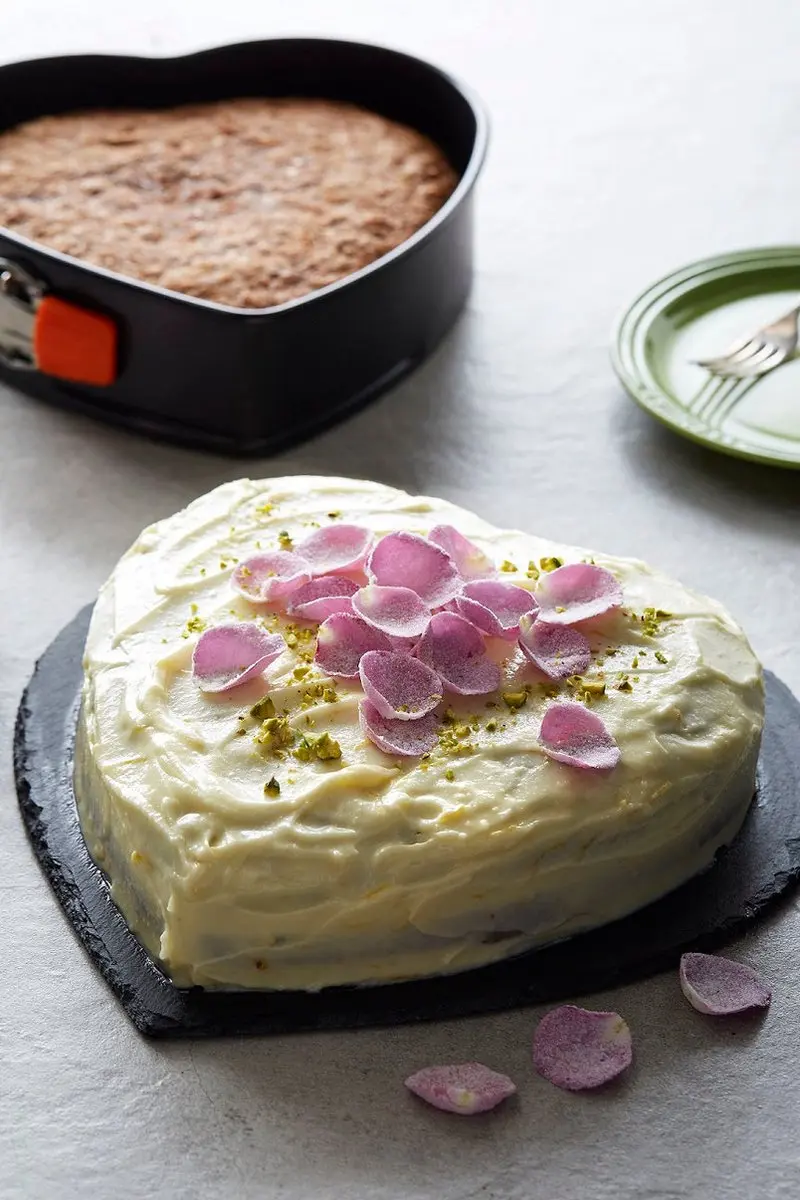 Le Creuset Springvorm Patiliss Hart 26x25cm - Zwart - afbeelding 3 van 5