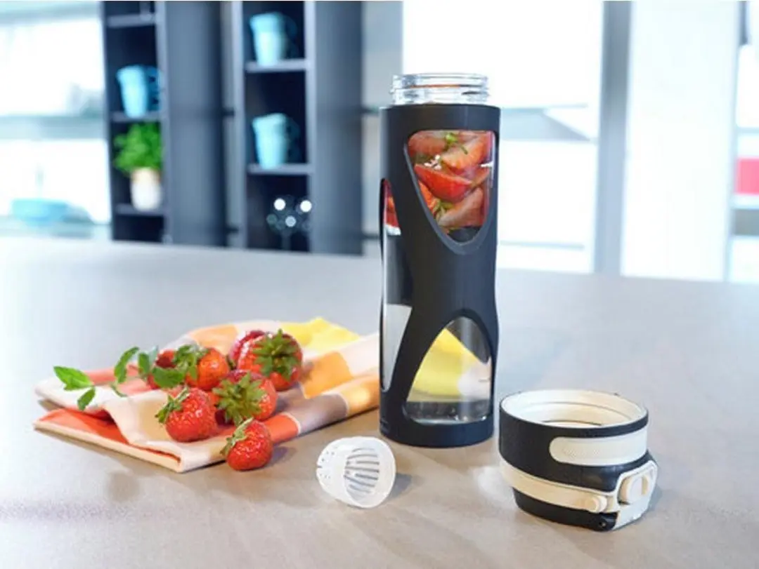 Leifheit 3254 Flip Glazen Drinkfles 600ml - Zwart