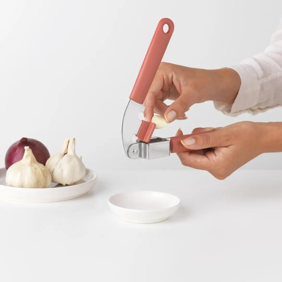 Brabantia Tasty+ Knoflookpers 121845 - Terracotta Pink
