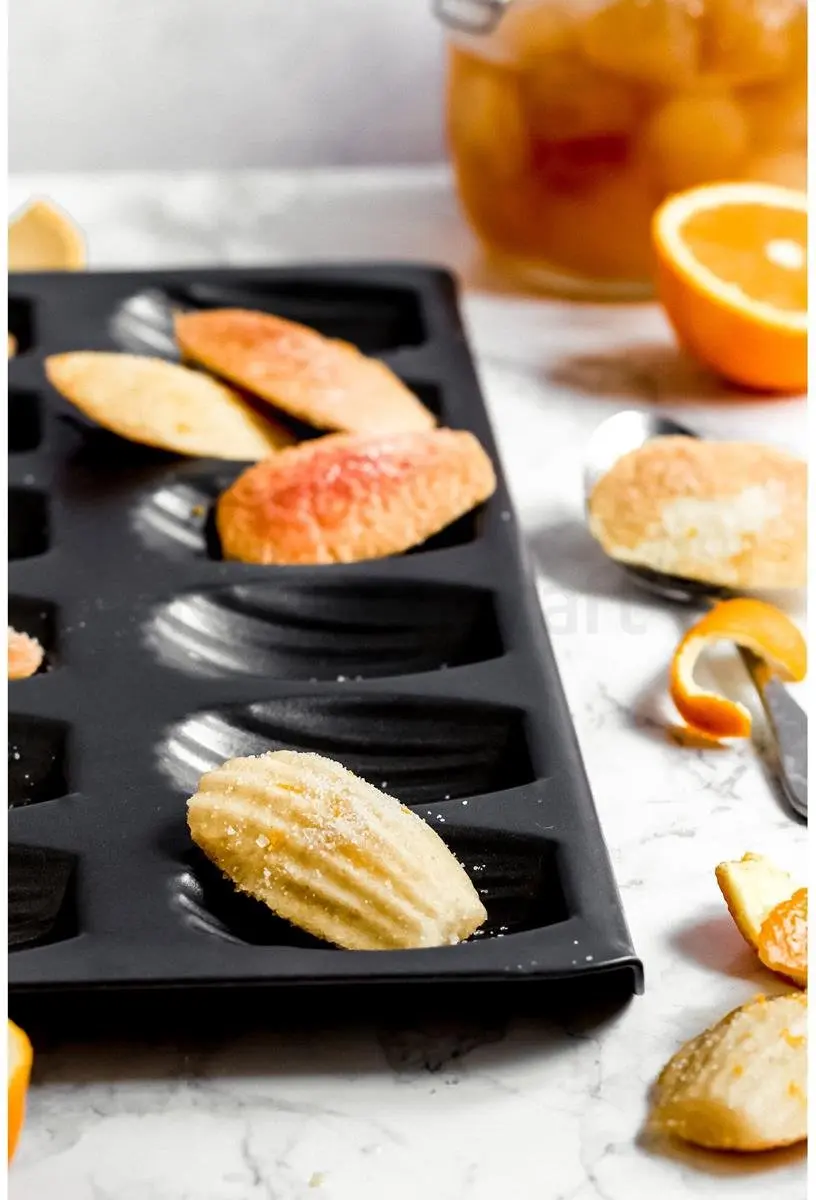 Masterclass Madeleines Bakplaat 12 Gaten - 40x20cm Grijs - afbeelding 6 van 6