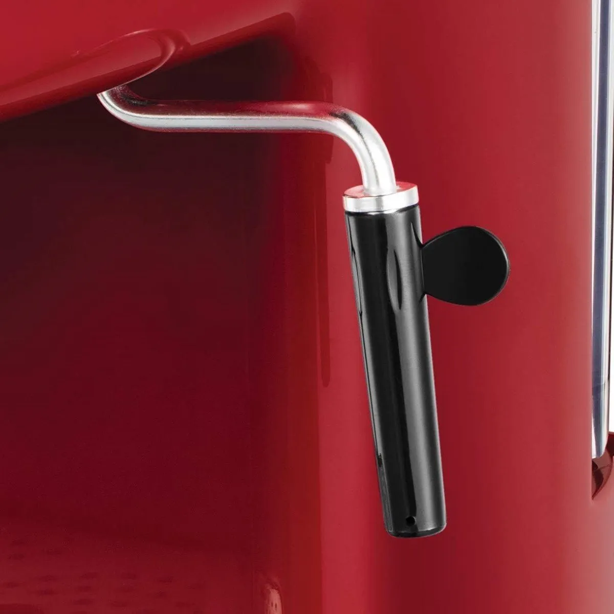 Russell Hobbs Retro Espressomachine 1350W - 2 Kopjes - 1.1L - Rood