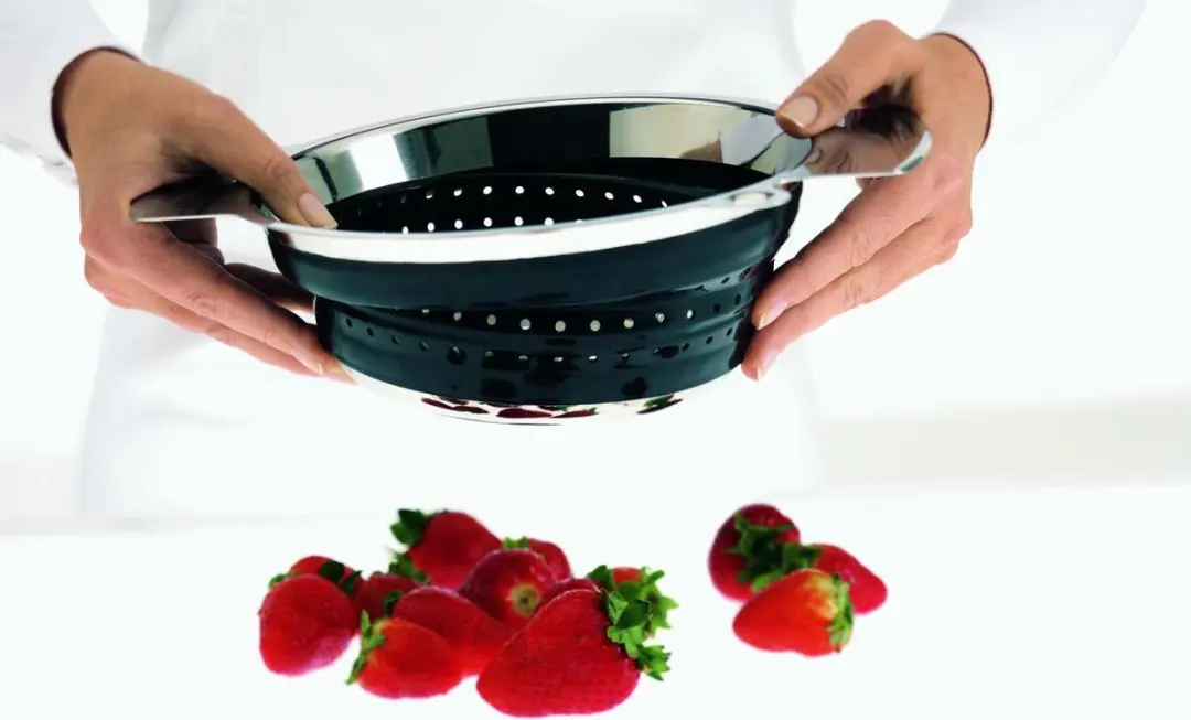 Rösle Opvouwbaar Vergiet 24cm - Zwart - afbeelding 6 van 6