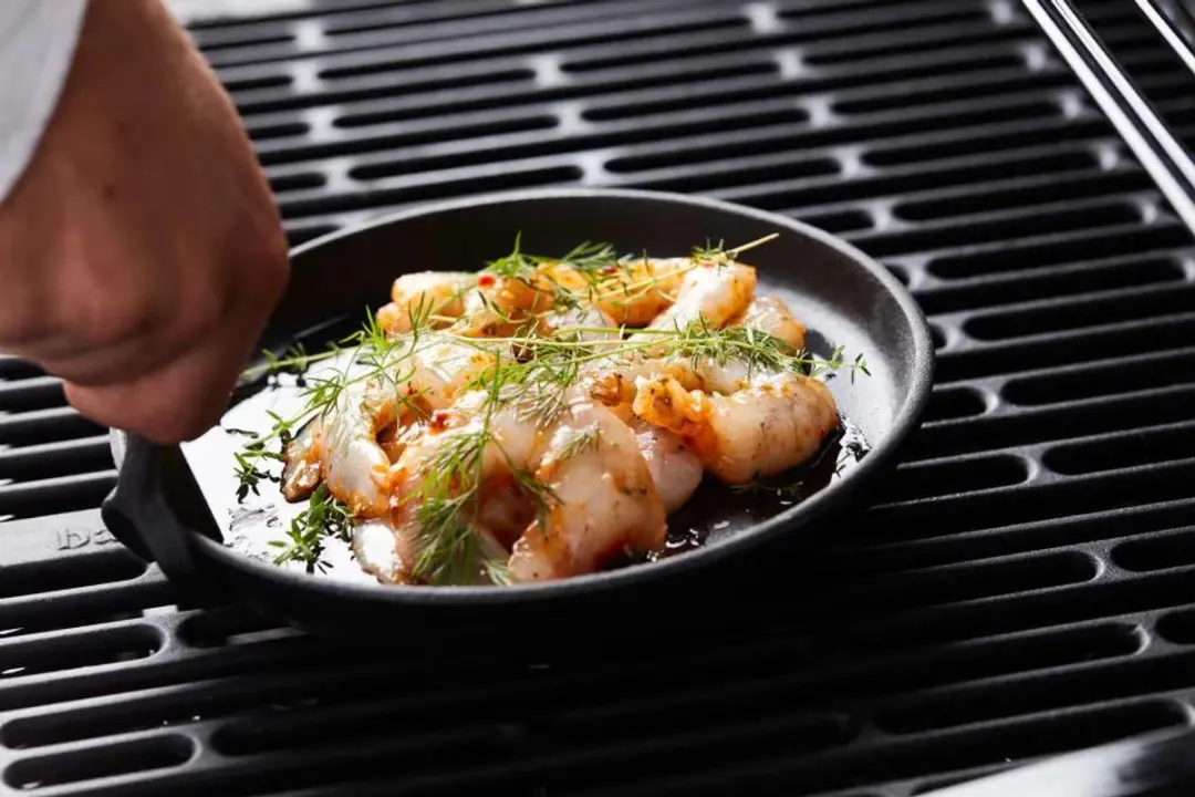 Barbecook BC-ACC-7420 Grillpan Gietijzer 23cm - Bamboe Onderlegger
