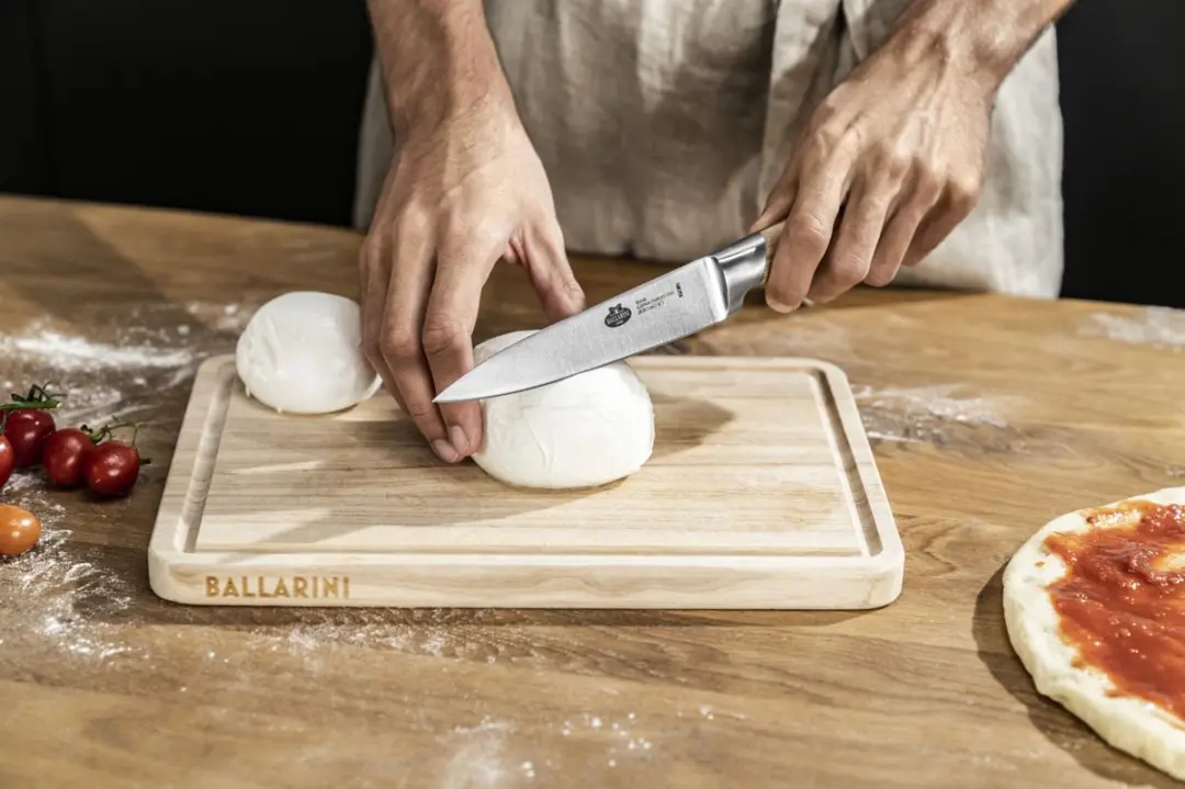 Ballarini Tevere Snijplank 32x22cm - Hout