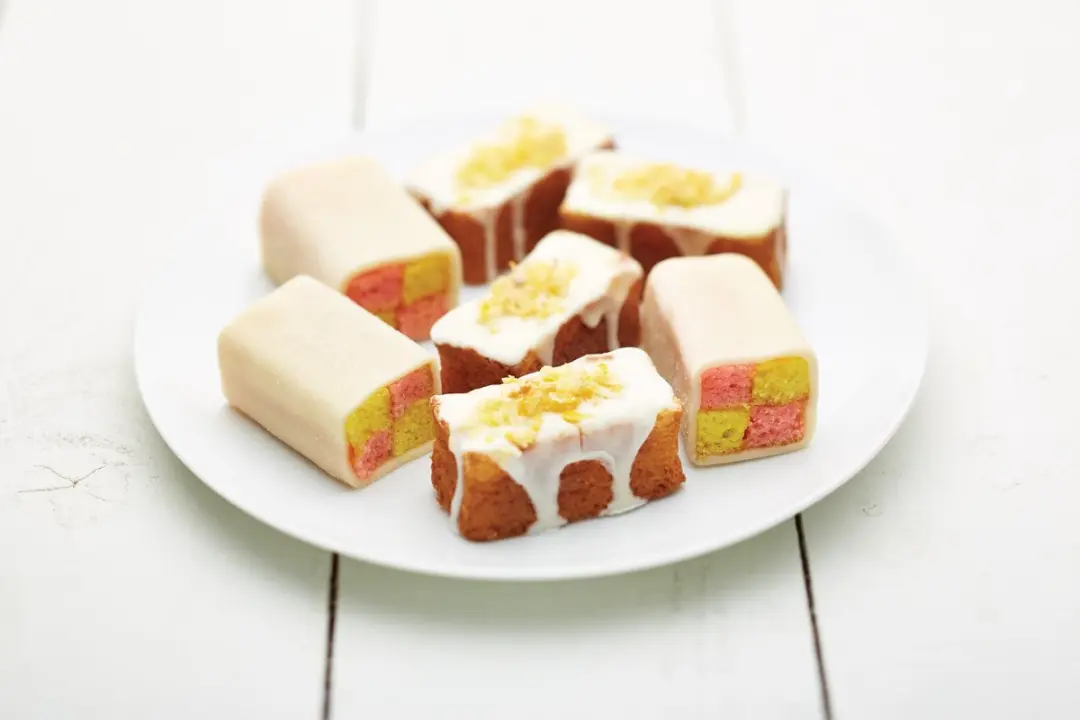 MasterClass Mini Broodvorm/Cakevorm 35,5x27cm - 12 Vakjes - Zwart - afbeelding 6 van 6
