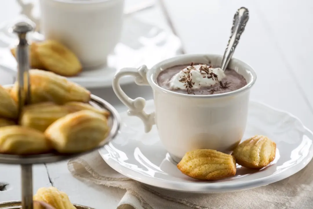 Lékué Bakvorm Madeleines 9-vaks - Siliconen - Rood