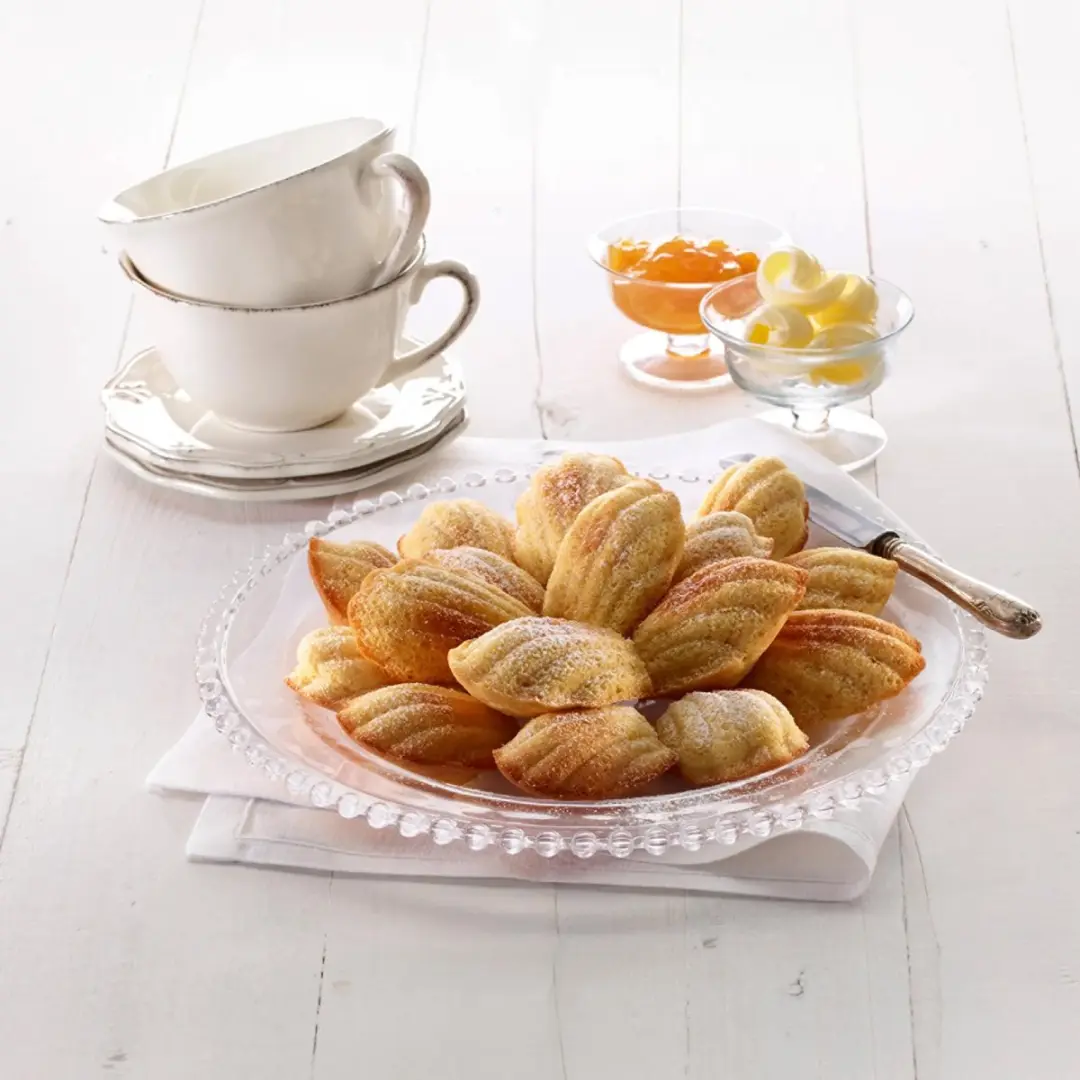 Lékué Bakvorm Madeleines 9-vaks - Siliconen - Rood