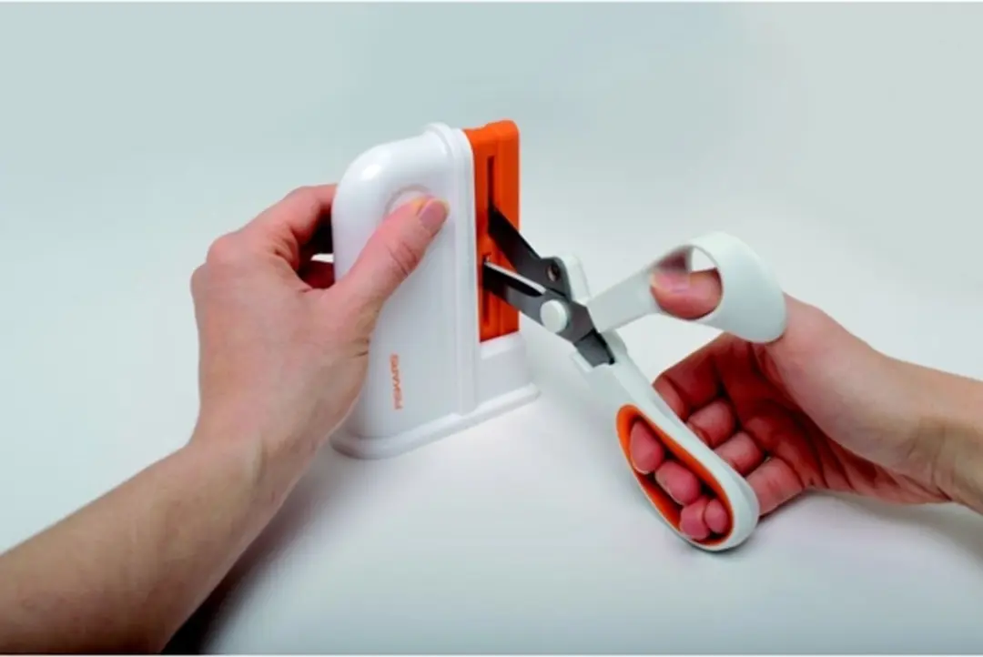 Fiskars Scharen Slijper - Universeel 28x4,6cm - Wit