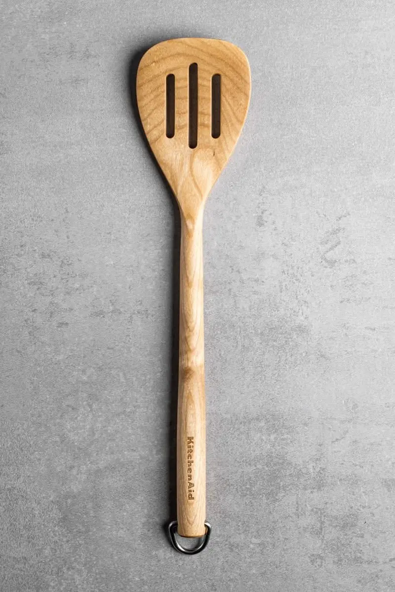 KitchenAid Spatel met Sleuven 35cm - Berkenhout