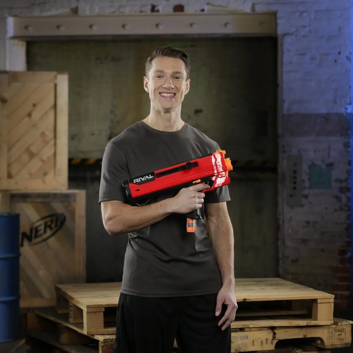 Nerf Rival Helios XVIII-700 - Rood