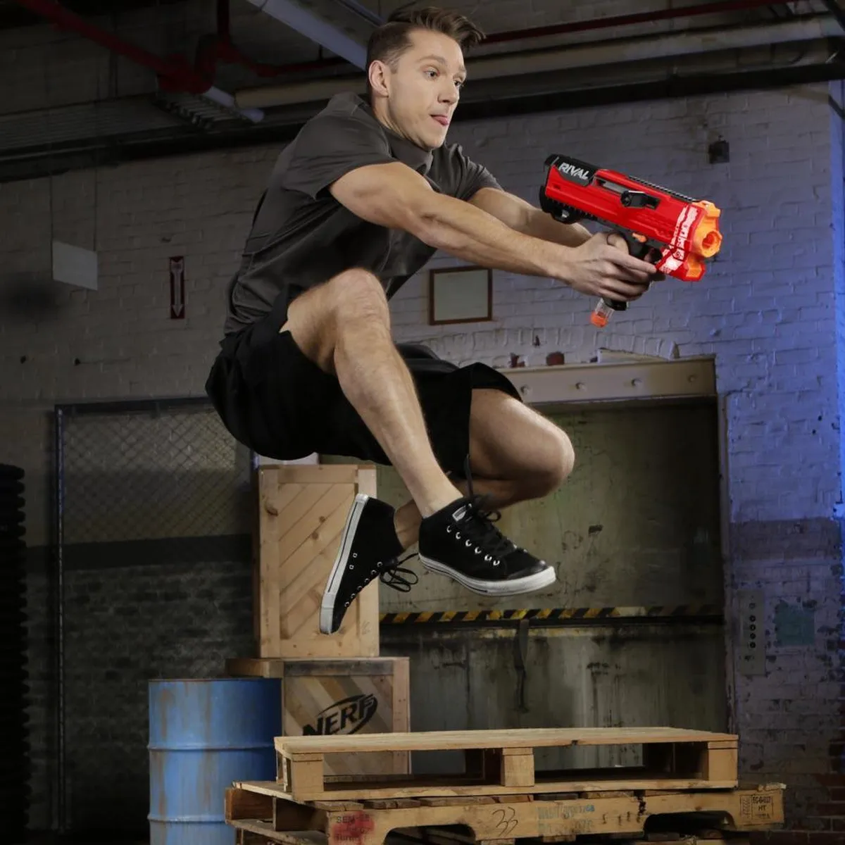 Nerf Rival Helios XVIII-700 - Rood