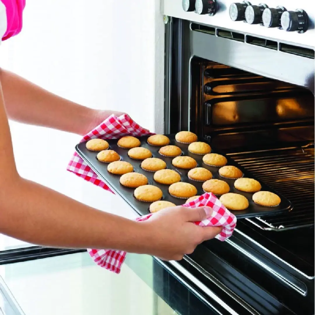 Zenker Muffinvorm 24 Holtes 38x26cm - Zwart