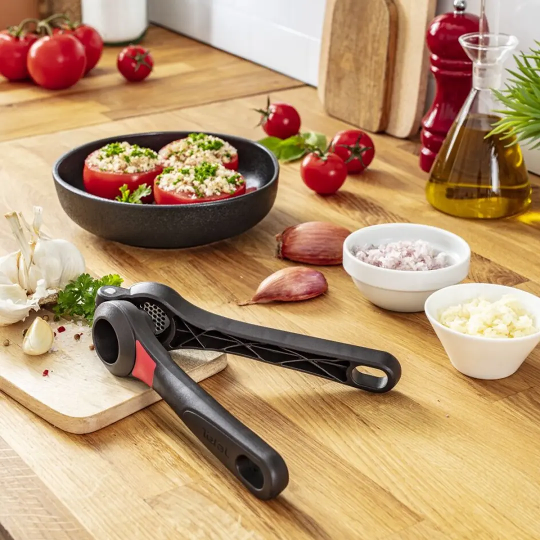 Tefal Ingenio Knoflookpers - Zwart & Rood