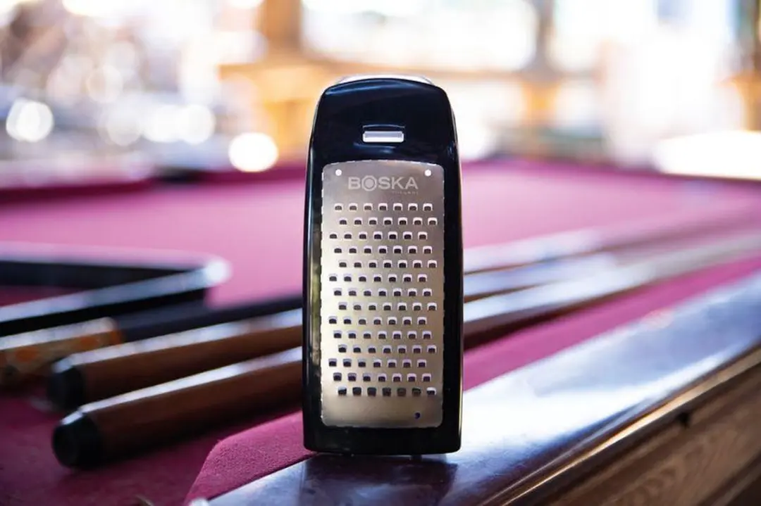Boska Easy Grater Tafelrasp RVS - Zwart - Met opvangbakje - afbeelding 6 van 6