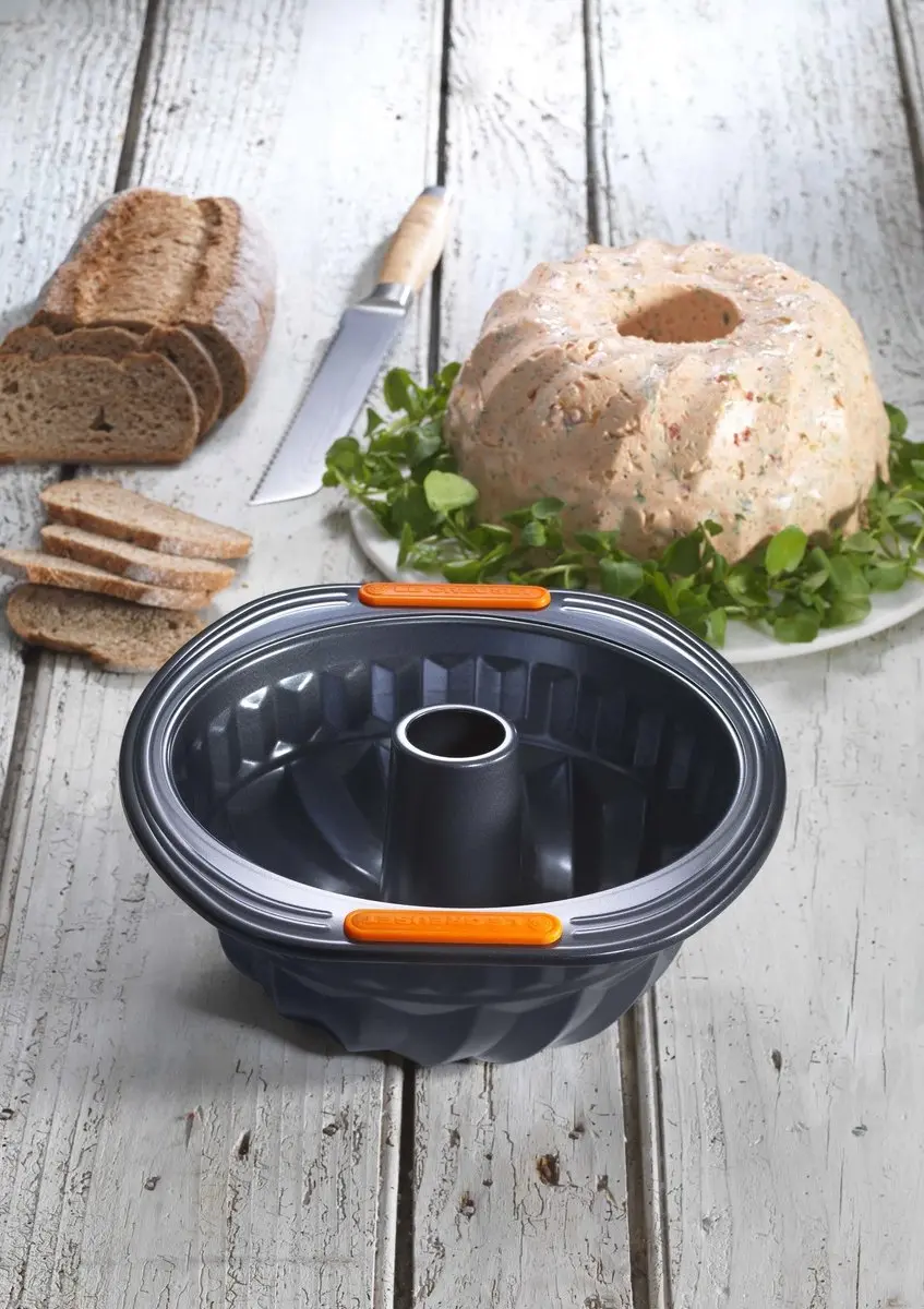 Le Creuset Tulbandvorm 22cm - Zwart