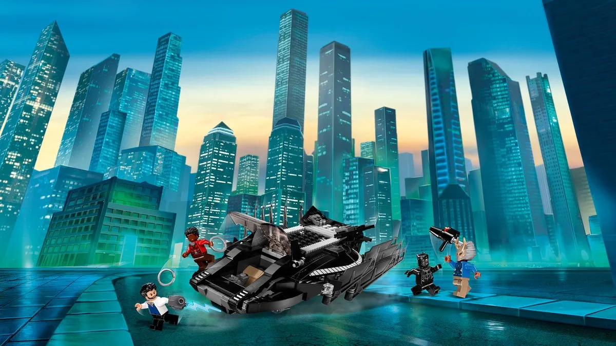 LEGO Super Heroes Koninklijke Klauwvechteraanval 76100 - 358 Stukken