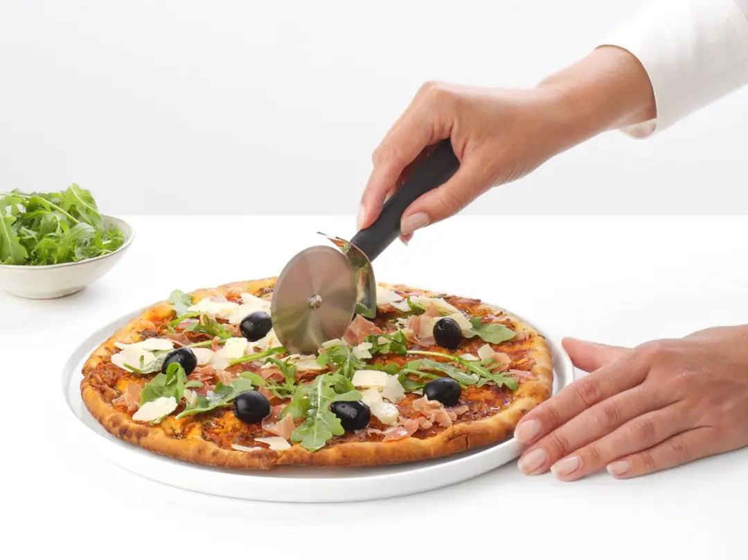 Brabantia Tasty+ Deeg-/Pizzasnijder - Dark Grey