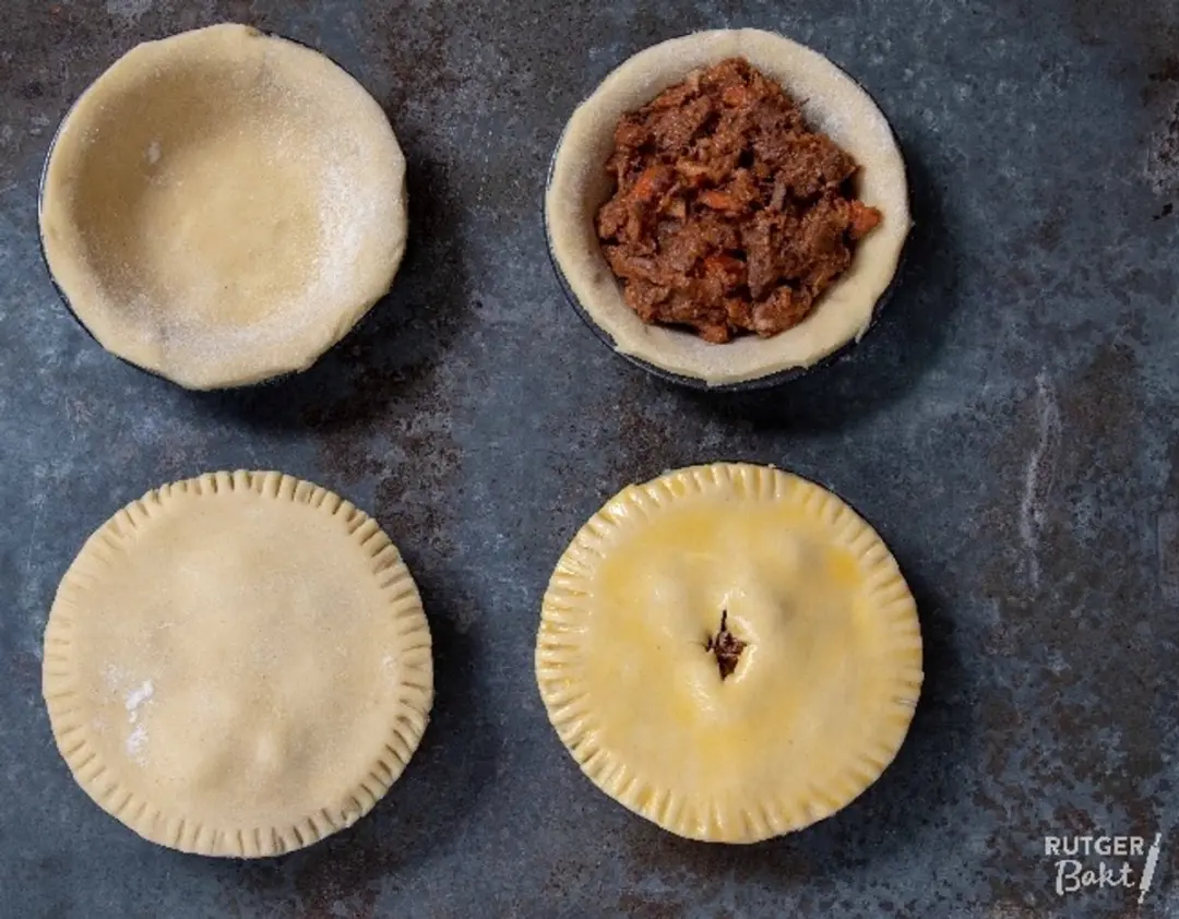 Masterclass Crusty Bake Ronde Bakvorm 10cm - Geperforeerd - Zwart