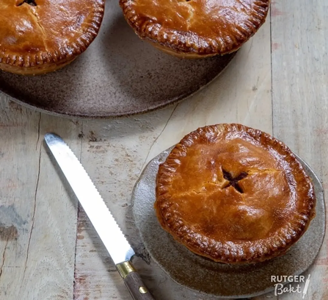 Masterclass Crusty Bake Ronde Bakvorm 10cm - Geperforeerd - Zwart