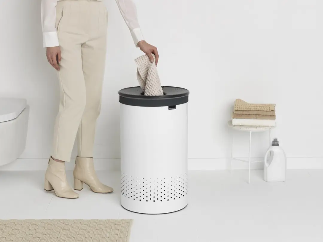 Brabantia Wasmand met Deksel 60L - Wit/Dark Grey