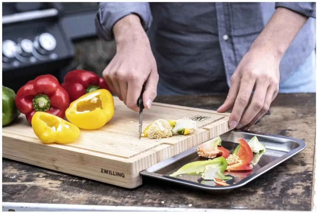 Zwilling BBQ+ 2-in-1 Snijplank 39x20cm - Hout/Metalen Lade
