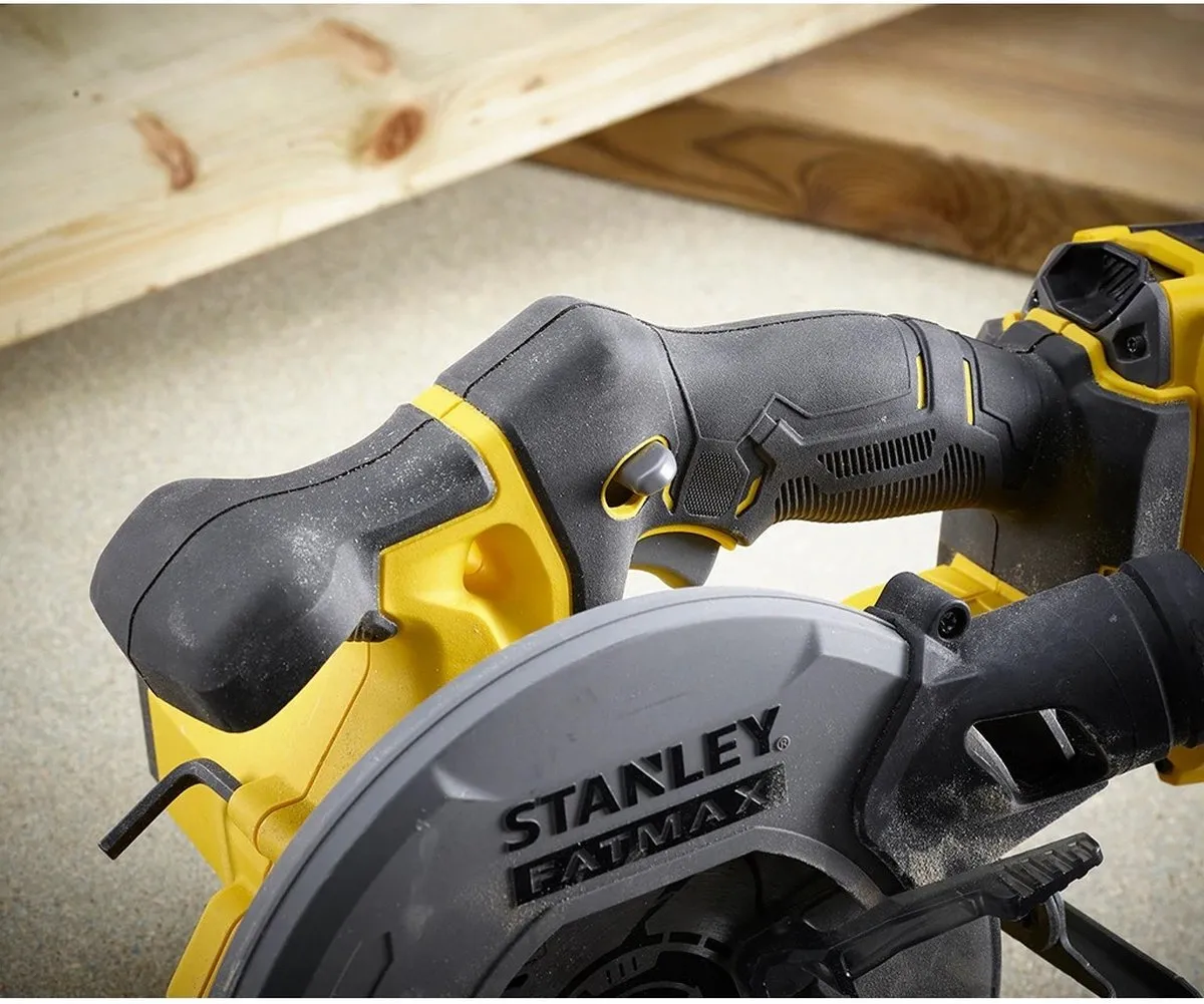 Stanley FatMax SFMCS500M2K-QW Cirkelzaag 165mm - 2x 4.0Ah accu